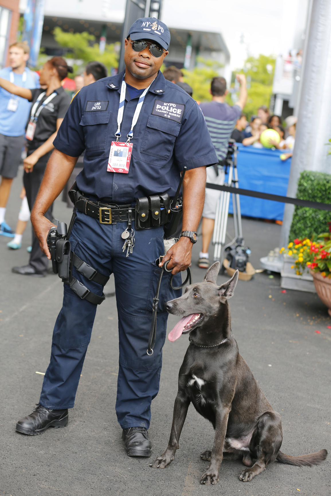 policeman and canine